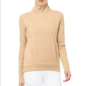 NWT Alo Yoga Clarity Long Sleeve